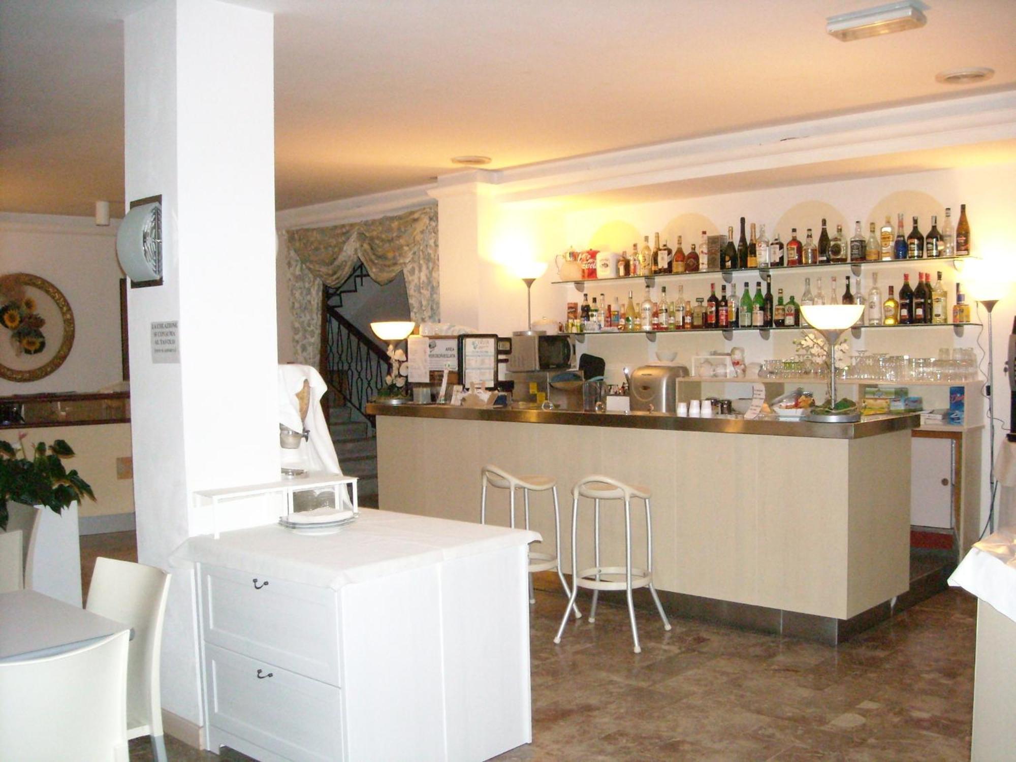 Hotel Haiti Milano Marittima Exteriér fotografie